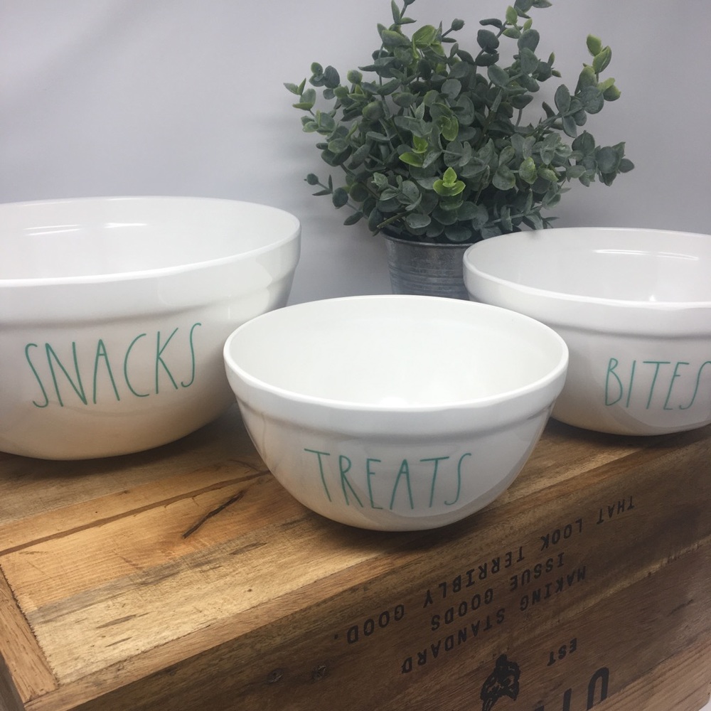 SOLDHP ๐ NWT Rae Dunn Bowl Set - Picture 1 of 7